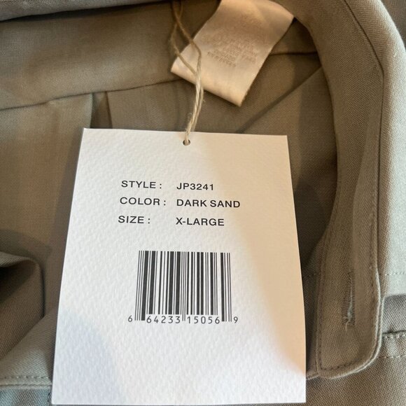 Bungalow Men's Cargo Safari Collar Buttons Down Shirt X-Large in Dark Sand - Picture 8 of 11